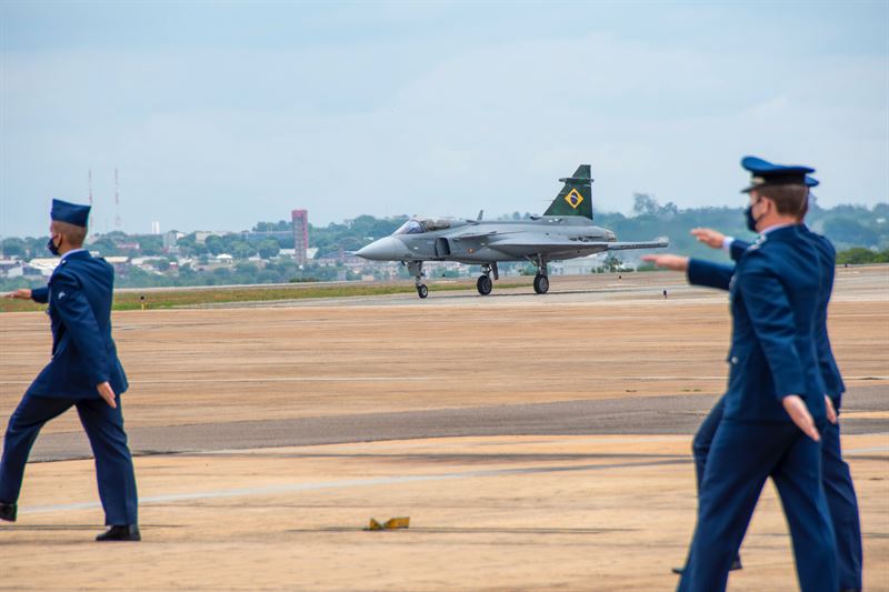 Presentación Gripen Brasilia.jpg